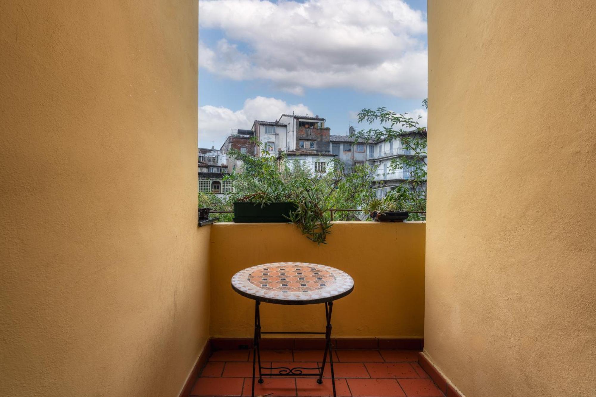 Apartment Anfiteatro Lucca Exterior photo